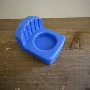 Fisher Price Little People 2008 blue stuffed chair living room den home house